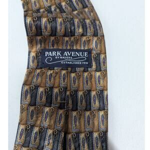 Vintage Park Avenue by Mayers Silk Necktie Brown Gold Geometric Pattern